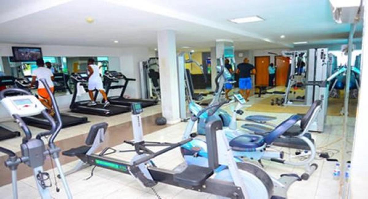 Golden Royale Hotel Enugu Buitenkant foto