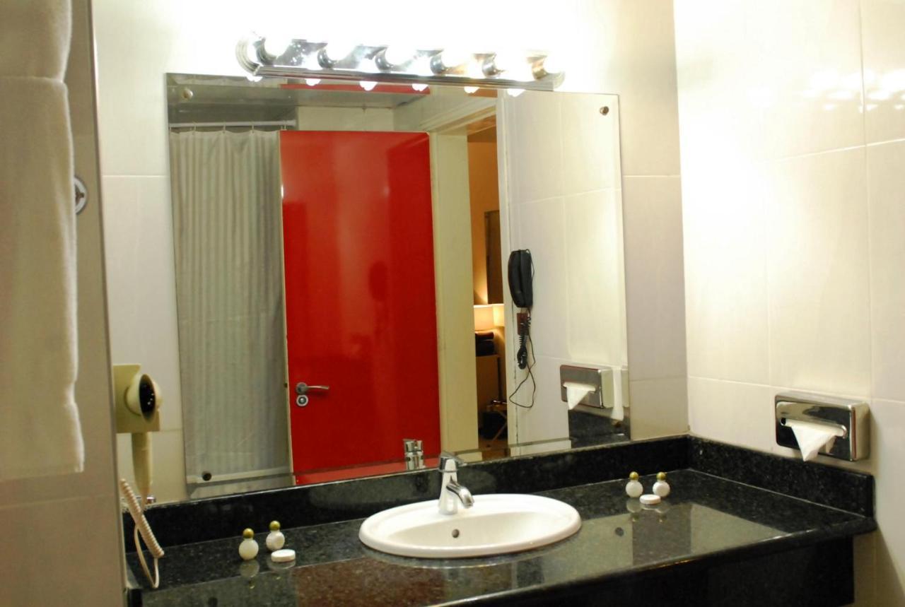 Golden Royale Hotel Enugu Buitenkant foto