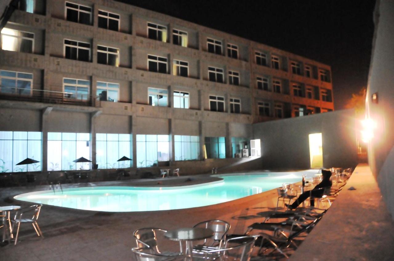 Golden Royale Hotel Enugu Buitenkant foto
